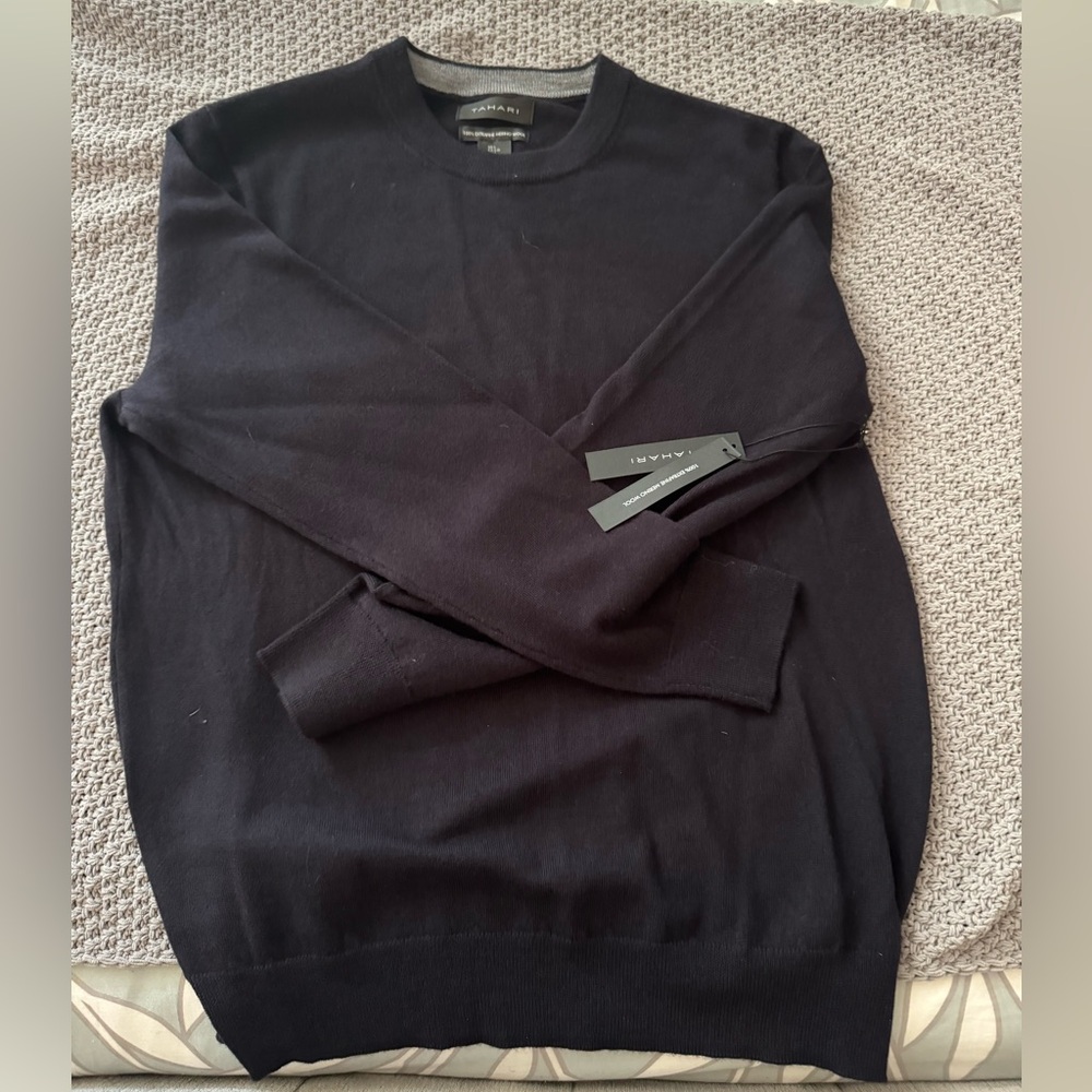Men’s Crewneck Sweater NWT